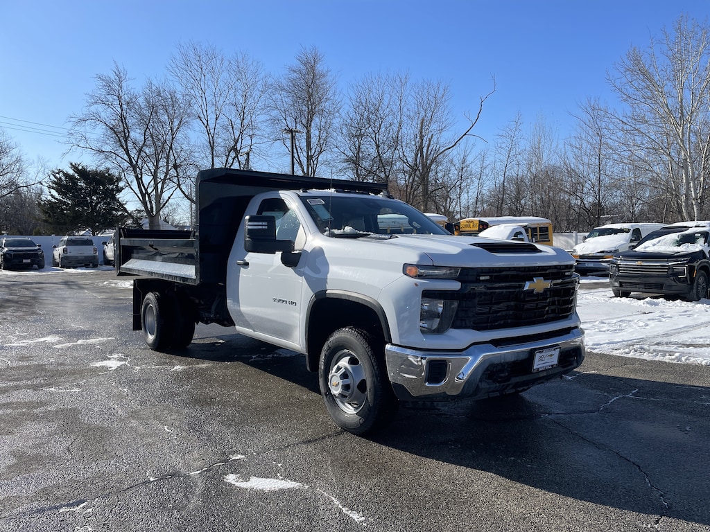 New 2025 Chevrolet Silverado 3500 HD Chassis Cab Work Truck Truck