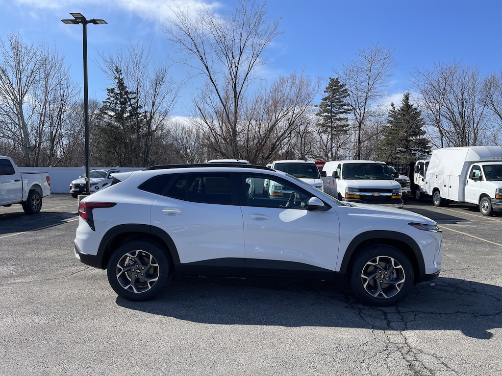 New 2026 Chevrolet Trax LT SUV