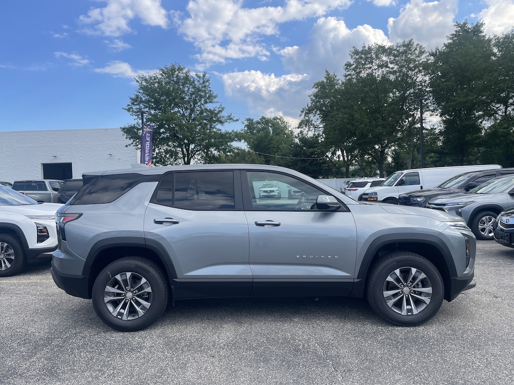 New 2027 Chevrolet Equinox LT SUV
