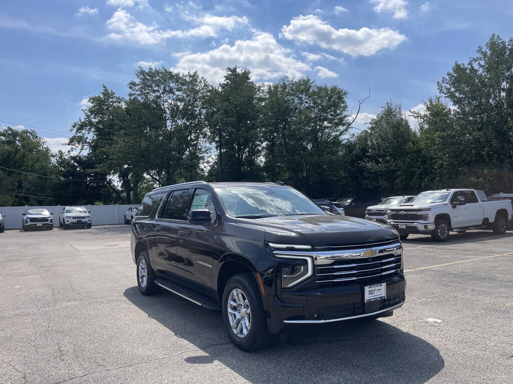 New 2026 Chevrolet Suburban LT SUV