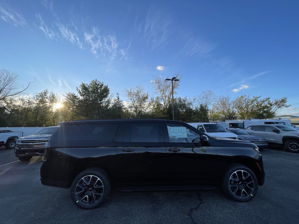 New 2026 Chevrolet Suburban RST SUV