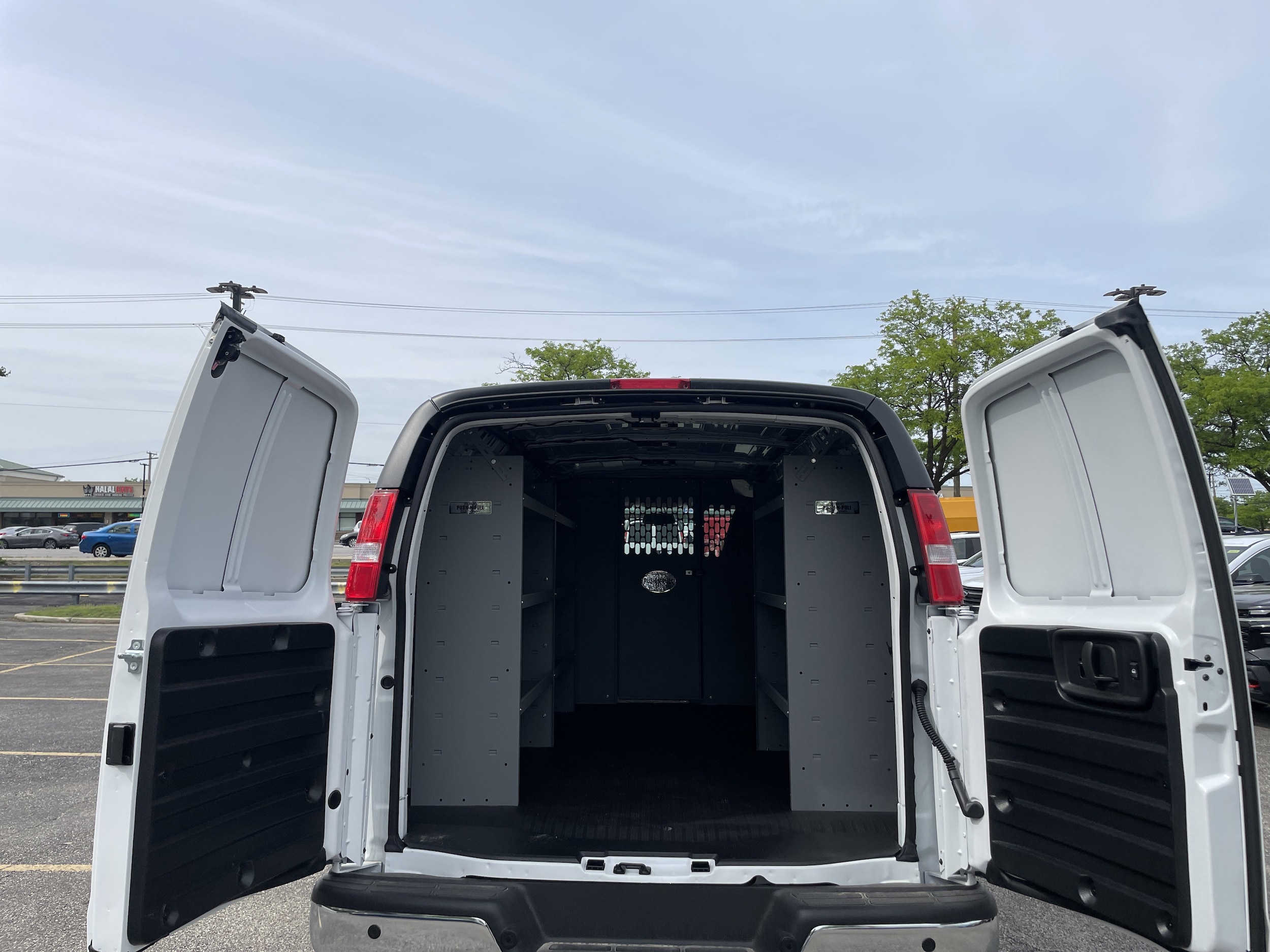 2025 Chevrolet Express Cargo Work Van - Photo 10