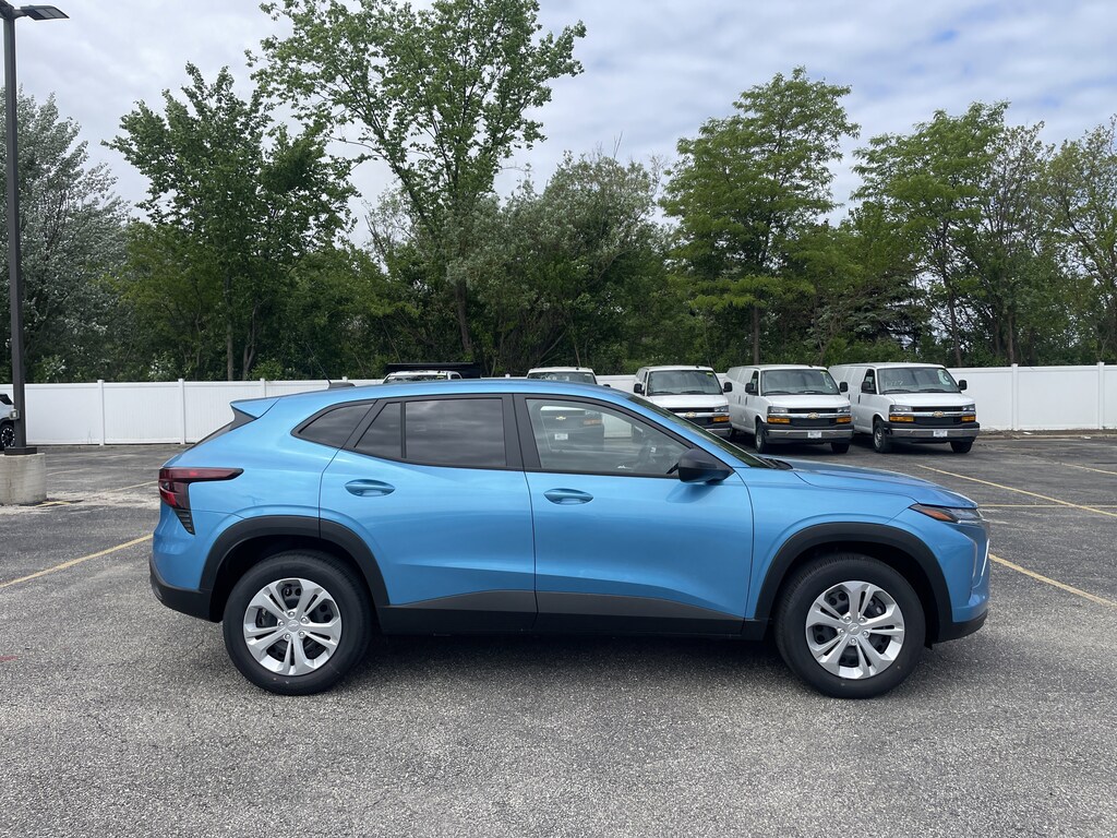 New 2026 Chevrolet Trax LS SUV