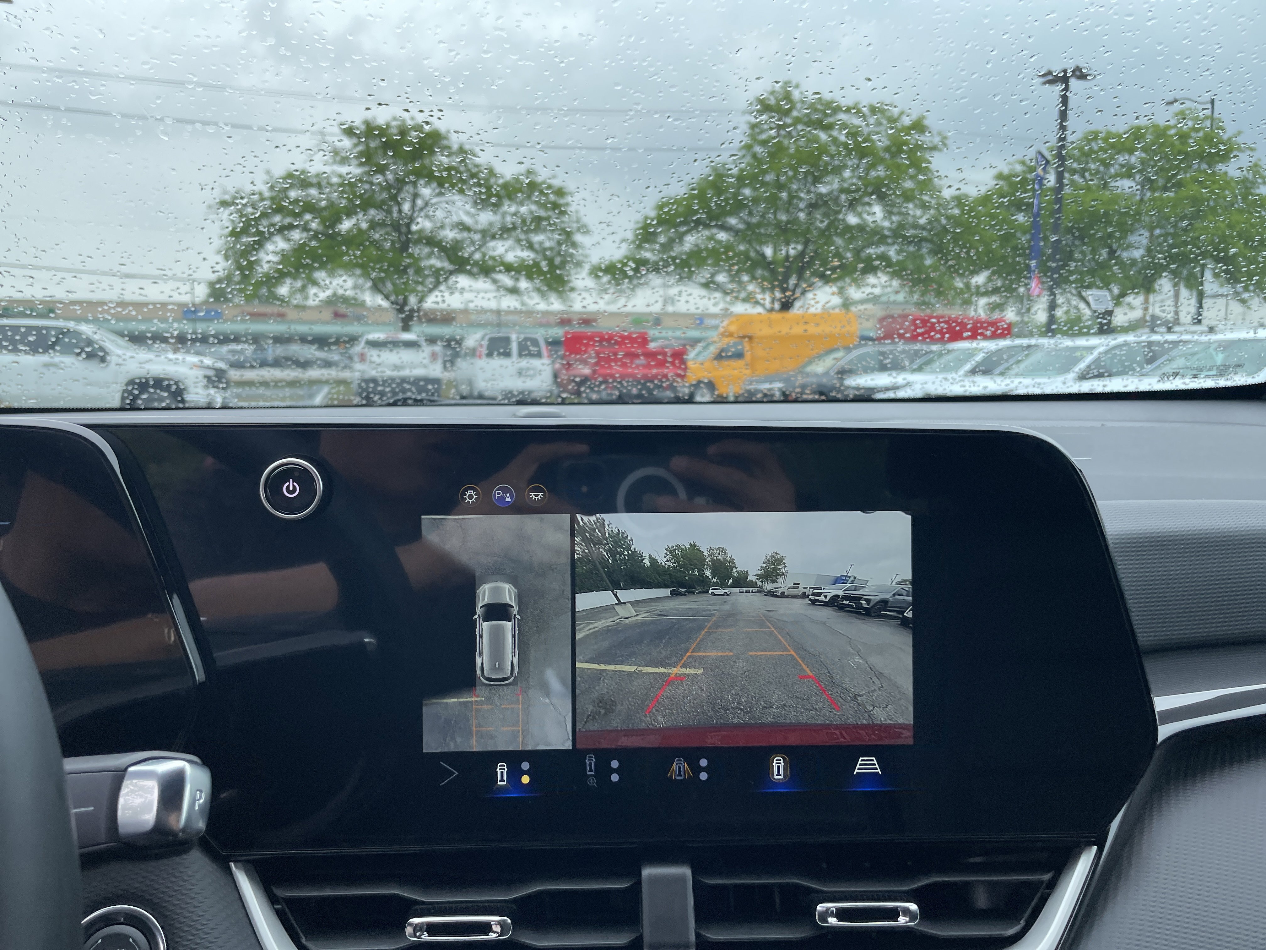2026 Chevrolet Equinox LT - Photo 21