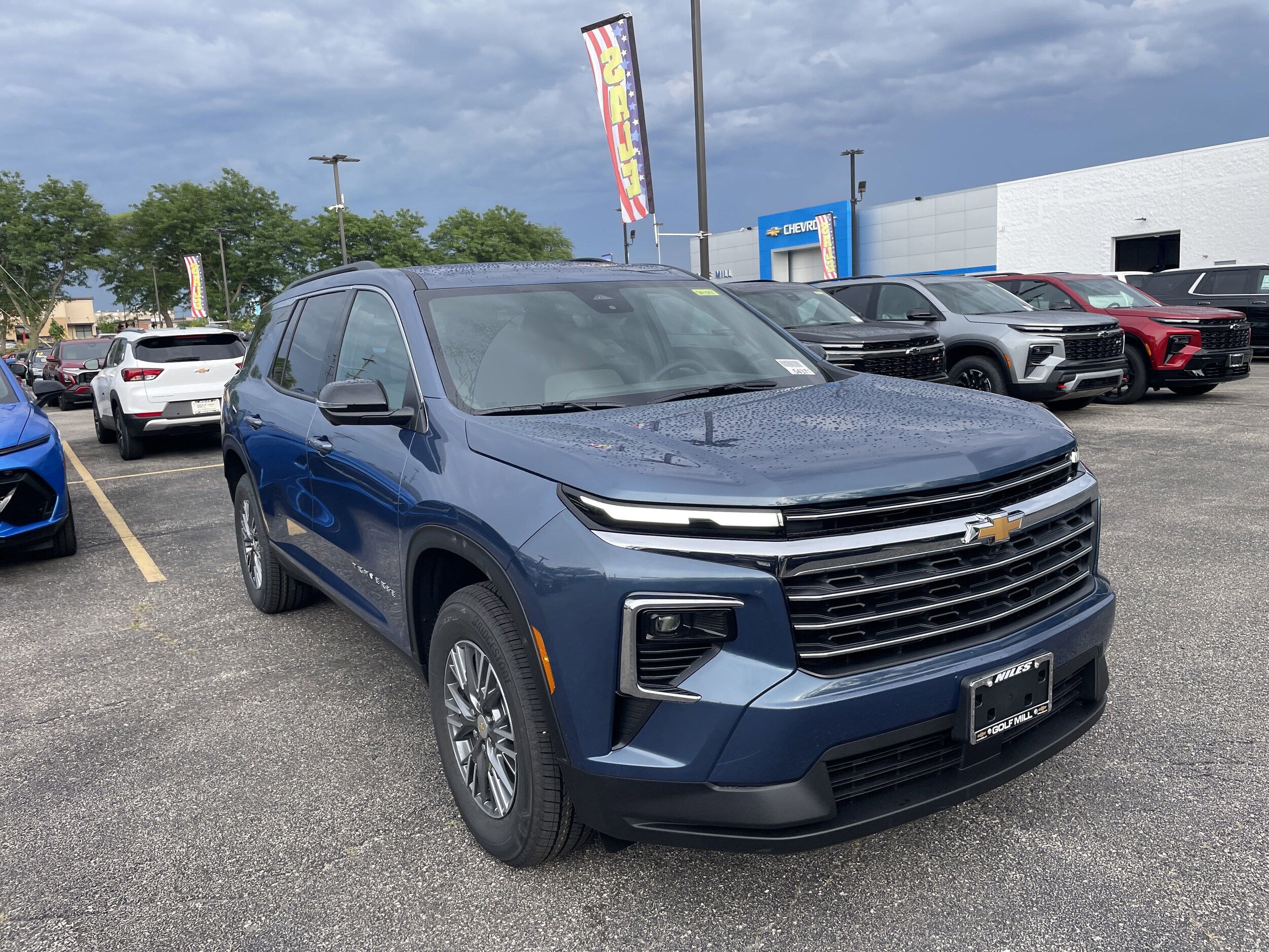 2026 Chevrolet Traverse photo 3