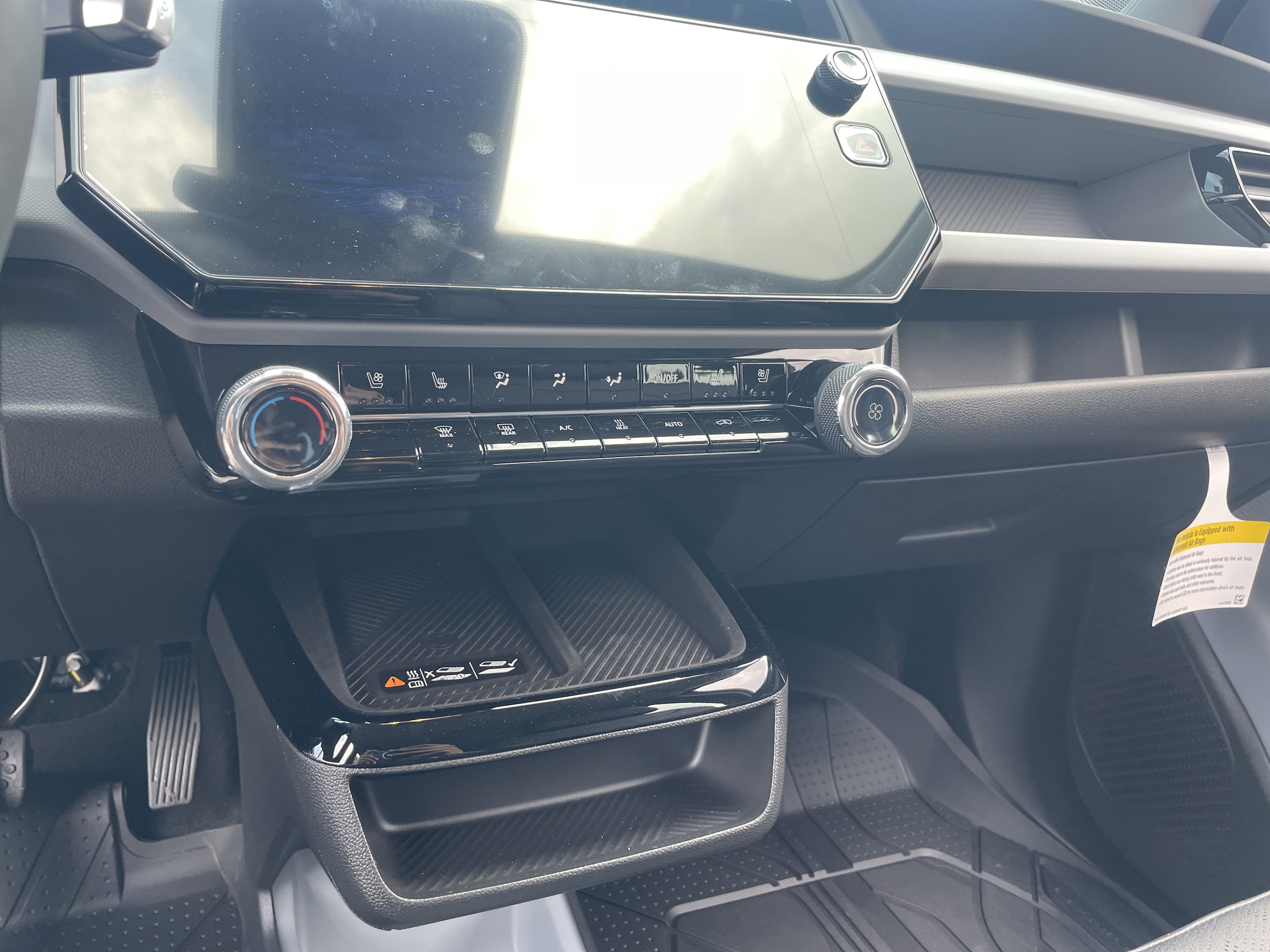 2027 Chevrolet Bolt RS - Photo 21