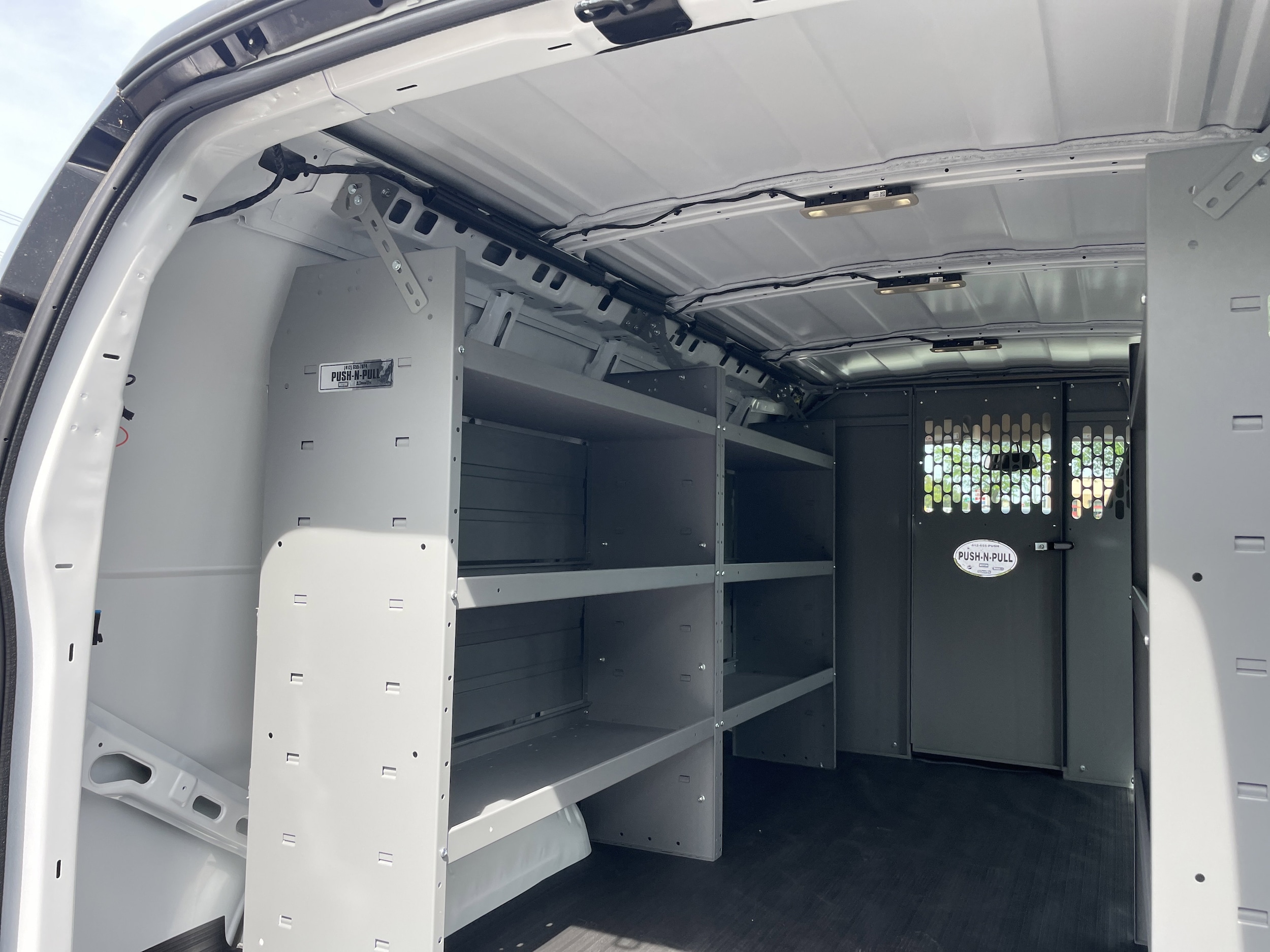 2025 Chevrolet Express Cargo Work Van - Photo 11
