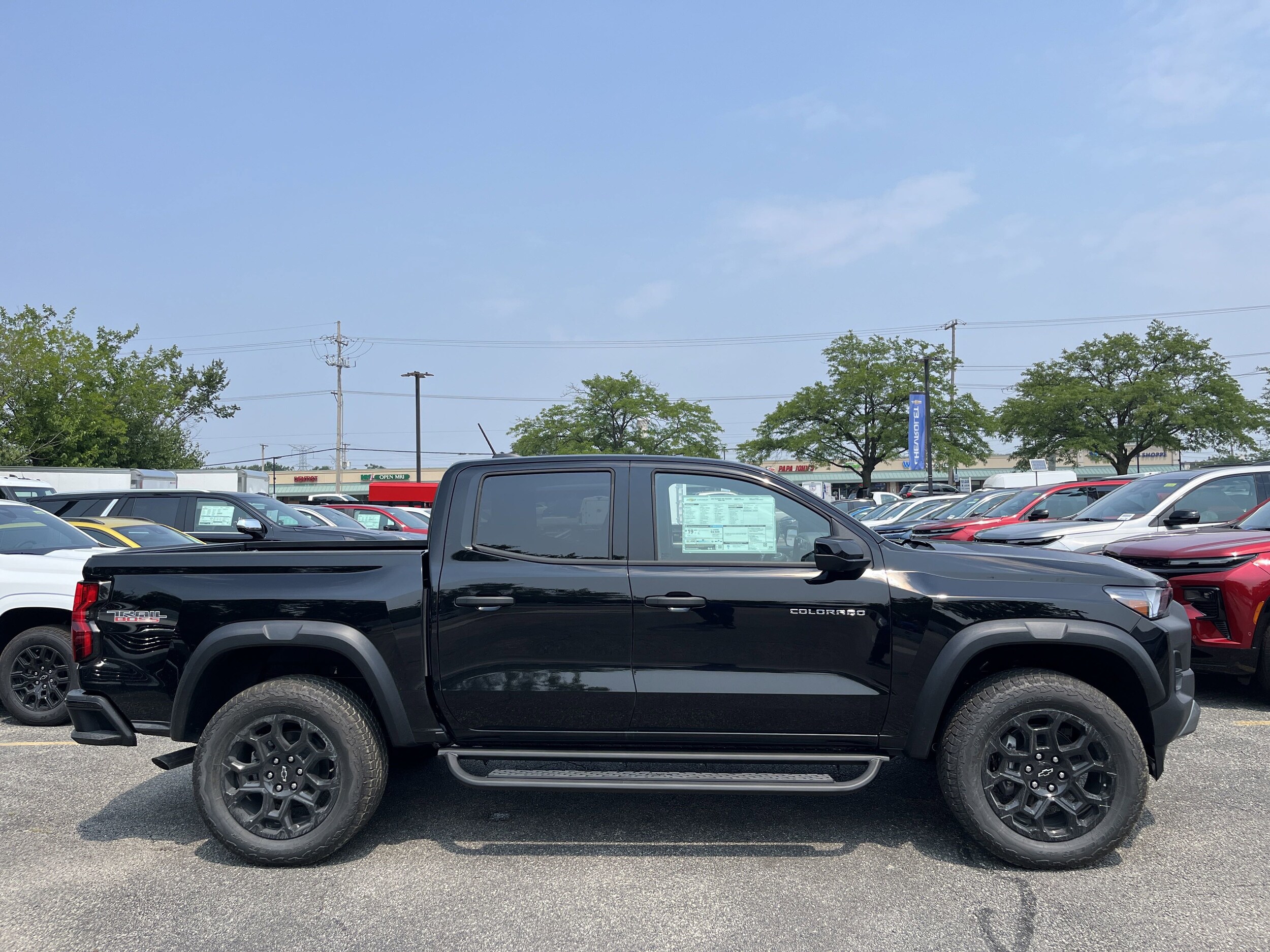 2026 Chevrolet Colorado Trail Boss photo 2
