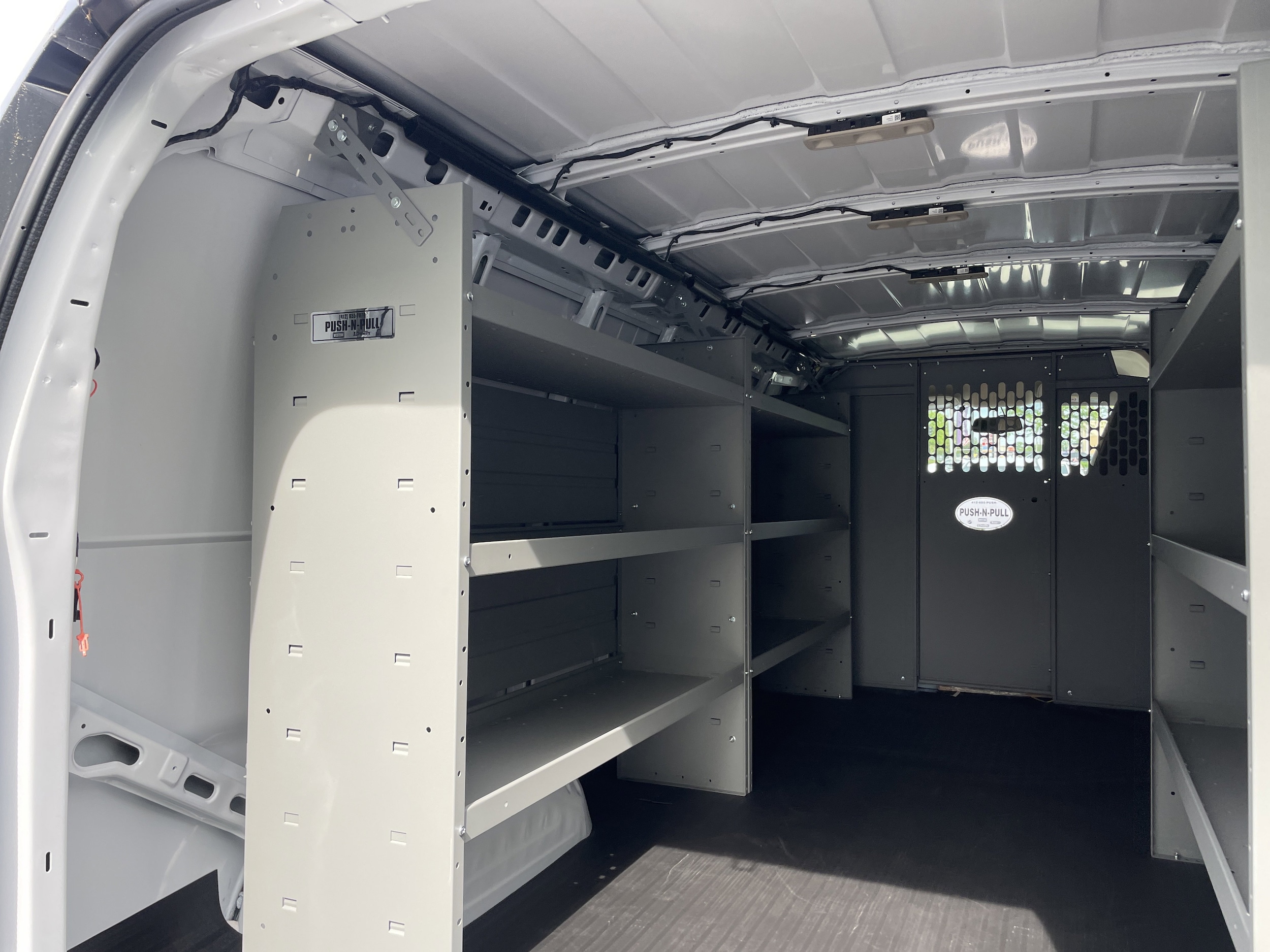 2025 Chevrolet Express Cargo Work Van - Photo 11