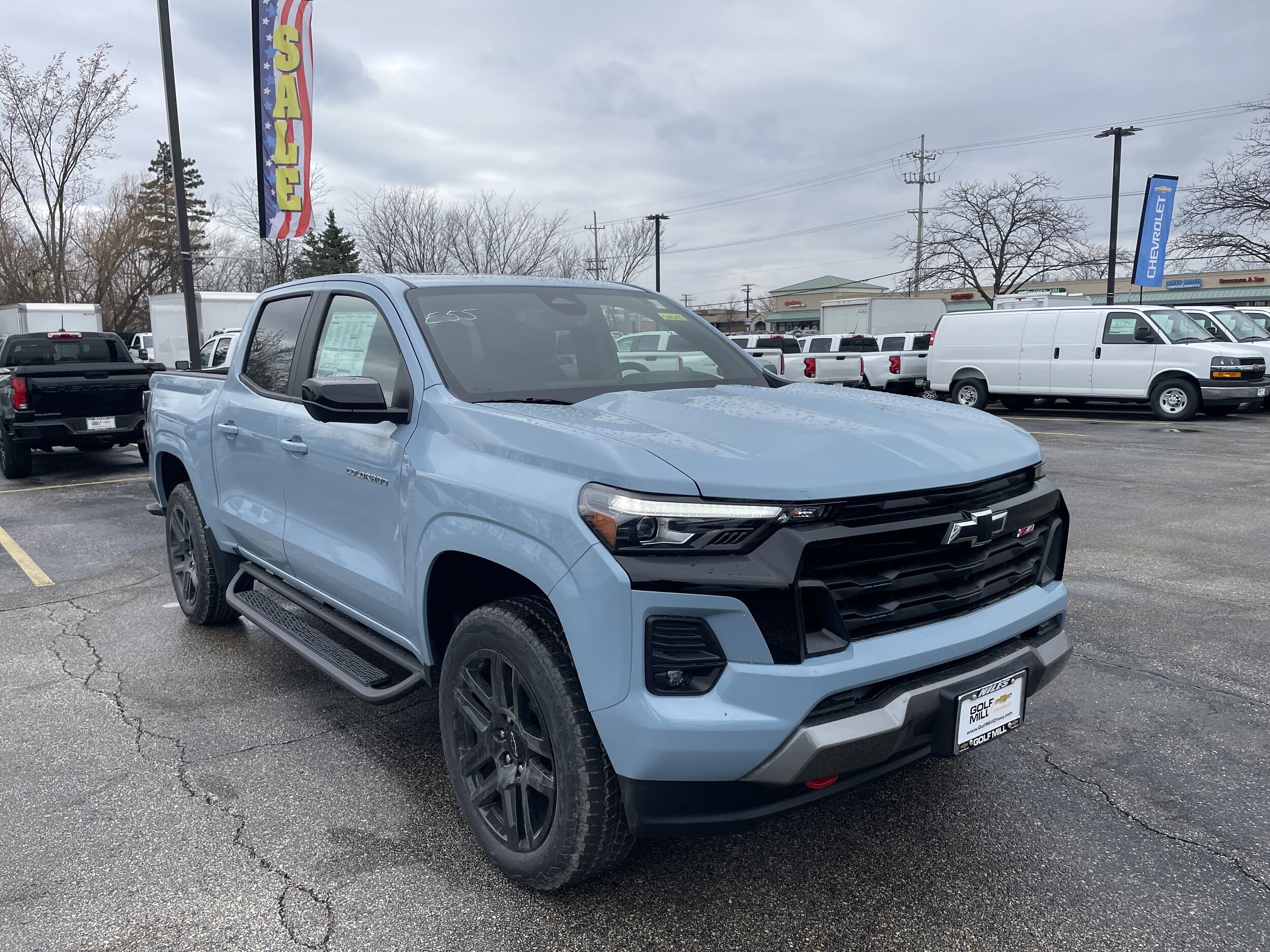 2025 Chevrolet Colorado Z71 photo 3