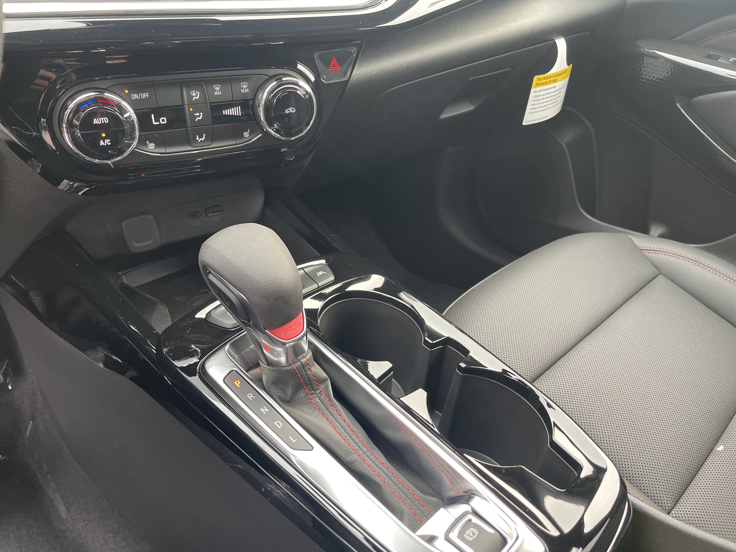 2026 Chevrolet Trax RS - Photo 22
