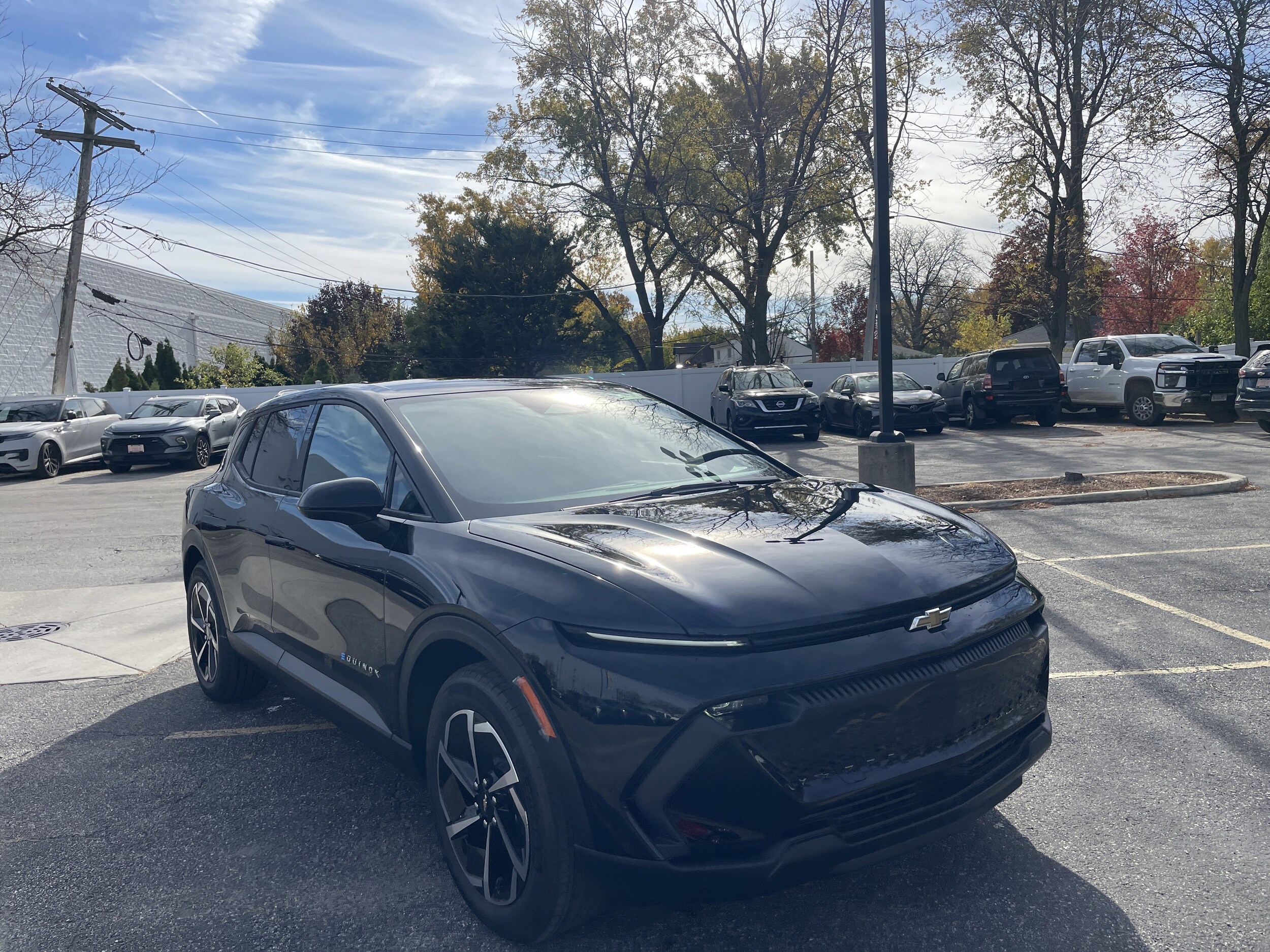 2026 Chevrolet Equinox EV 1LT photo 3