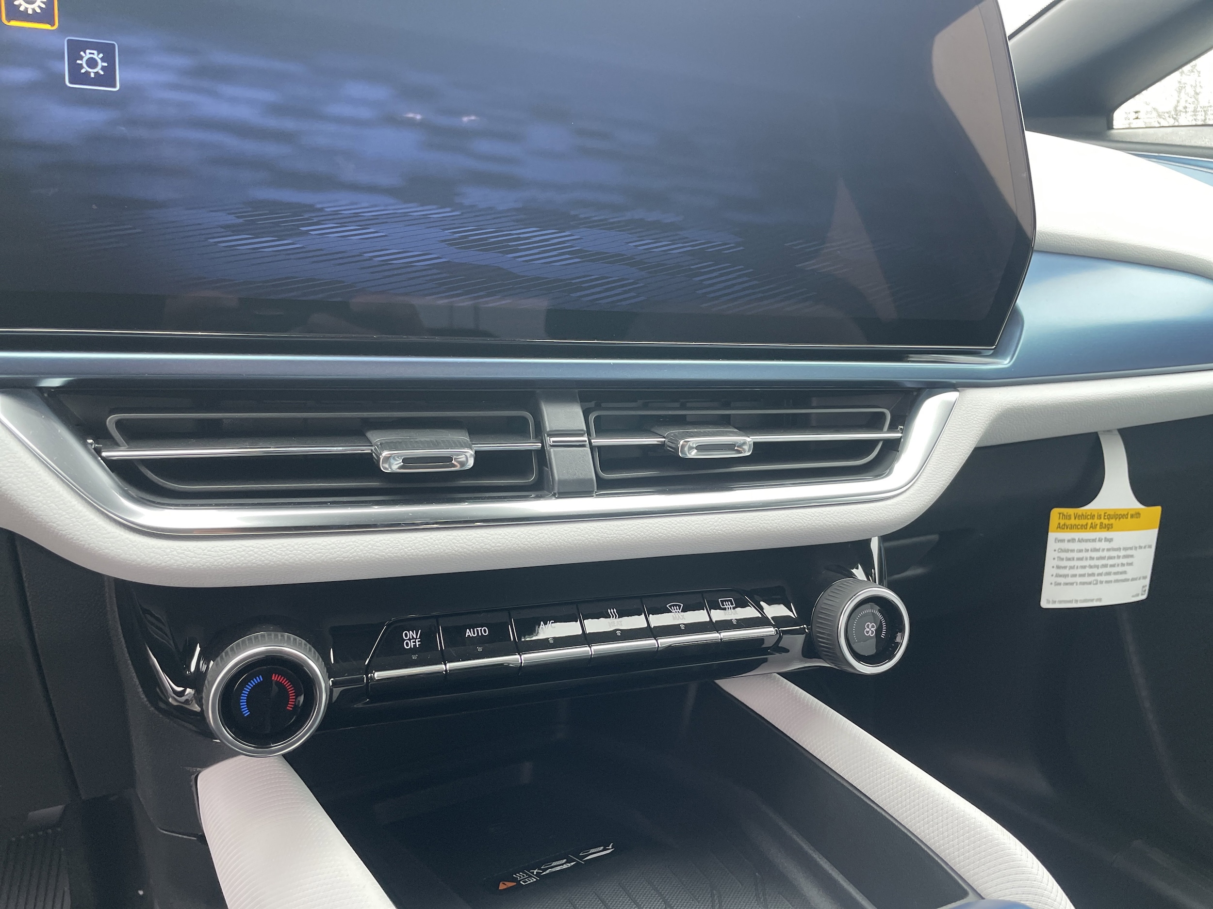 2026 Chevrolet Equinox EV 2LT - Photo 22