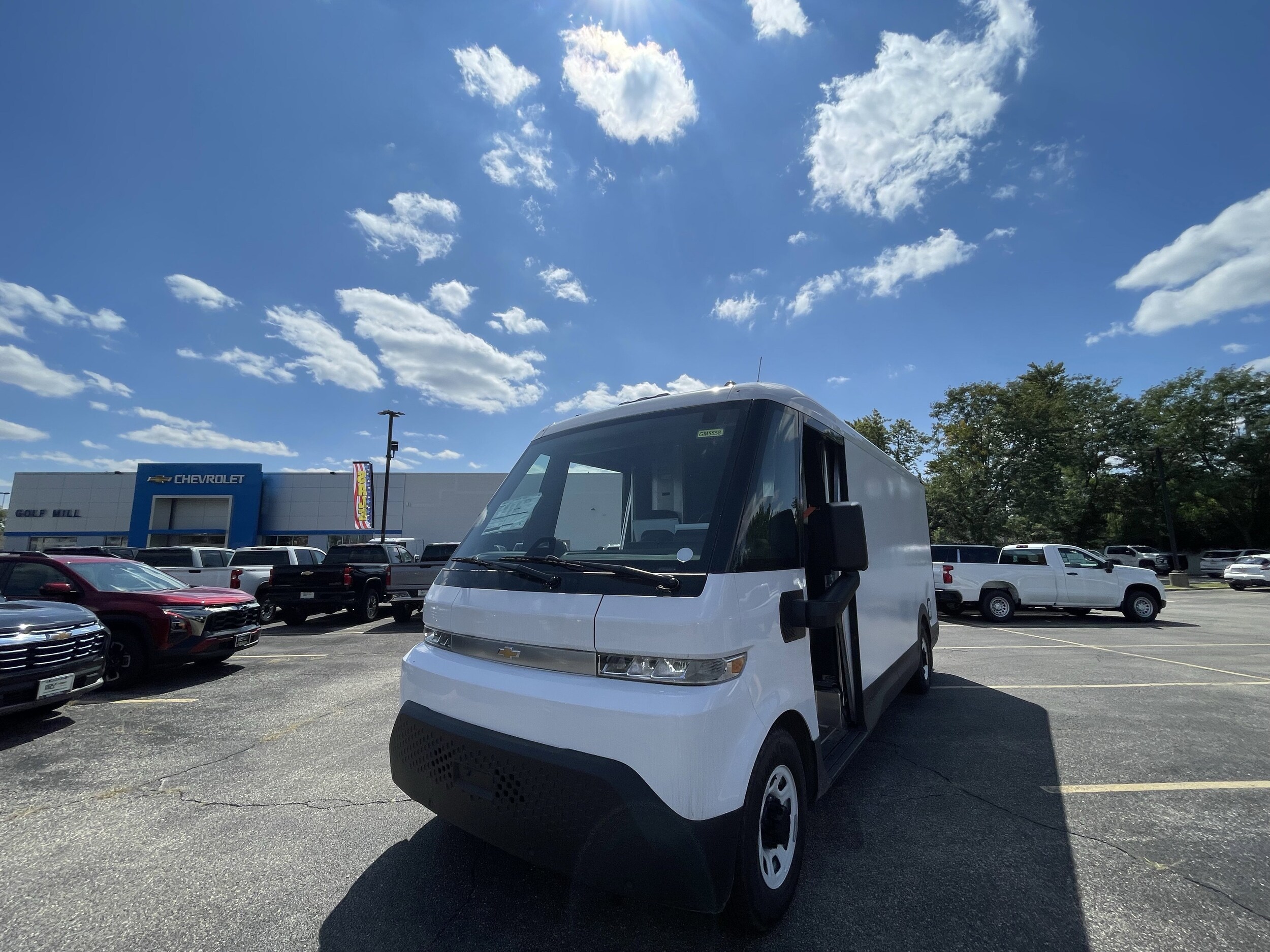 2025 Chevrolet BrightDrop 400 photo 2