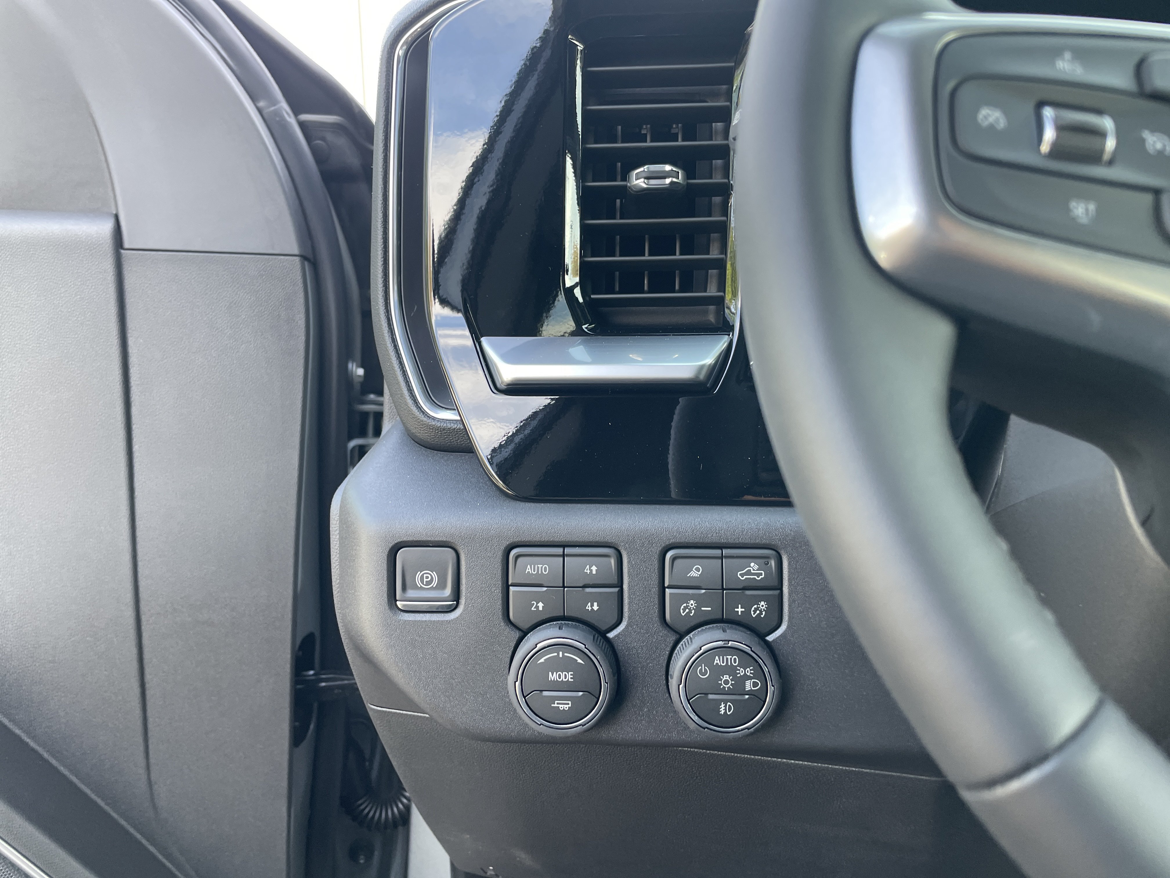 2026 Chevrolet Silverado 1500 LT Trail Boss - Photo 16