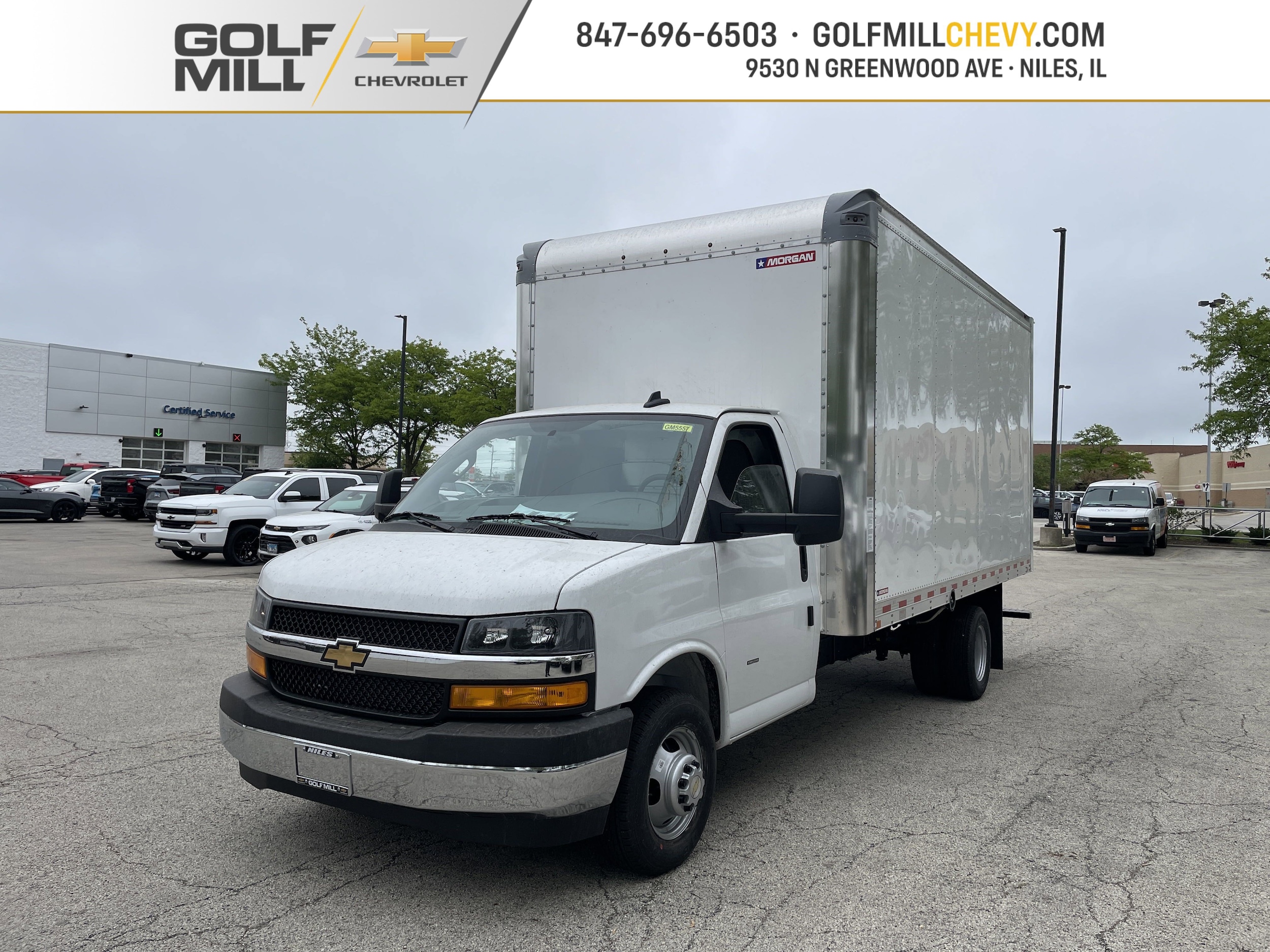 2025 Chevrolet Express Cutaway Base's photo