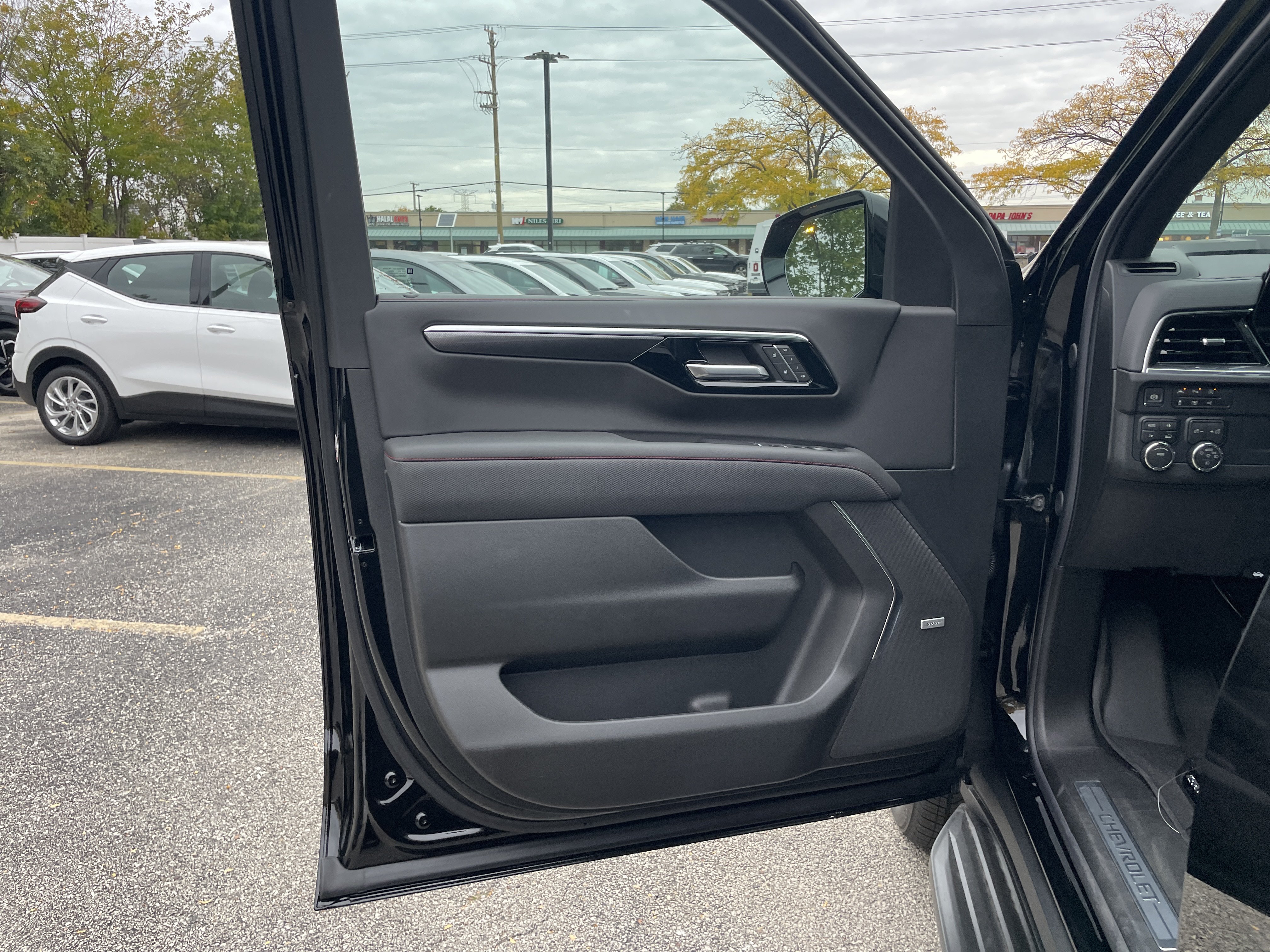 2027 Chevrolet Suburban RST - Photo 11