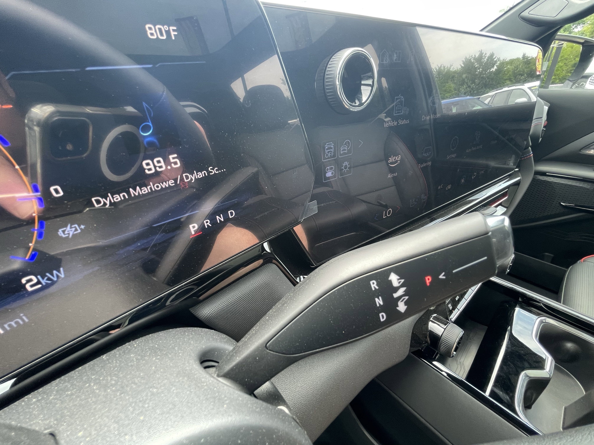 2025 Chevrolet Silverado EV RST - Photo 19