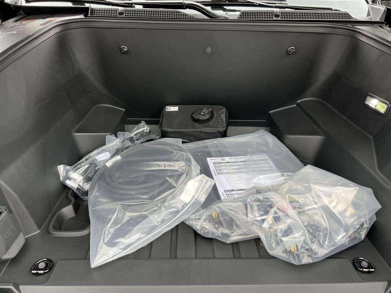 2025 Chevrolet Silverado EV RST - Photo 65