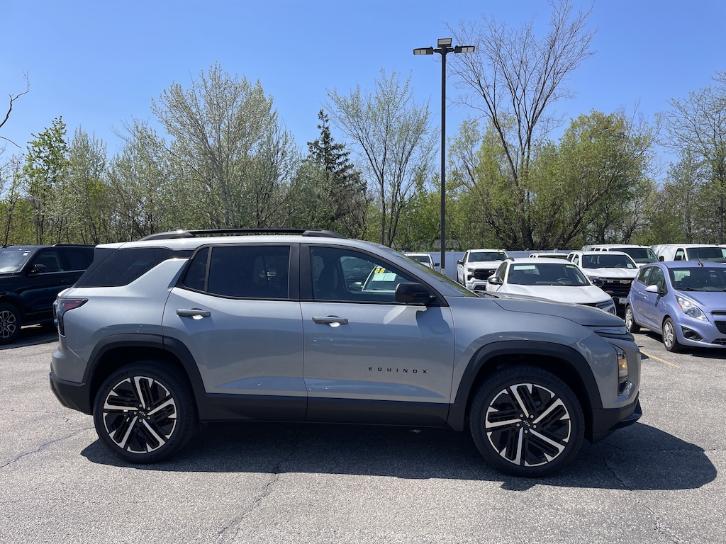 New 2026 Chevrolet Equinox RS SUV
