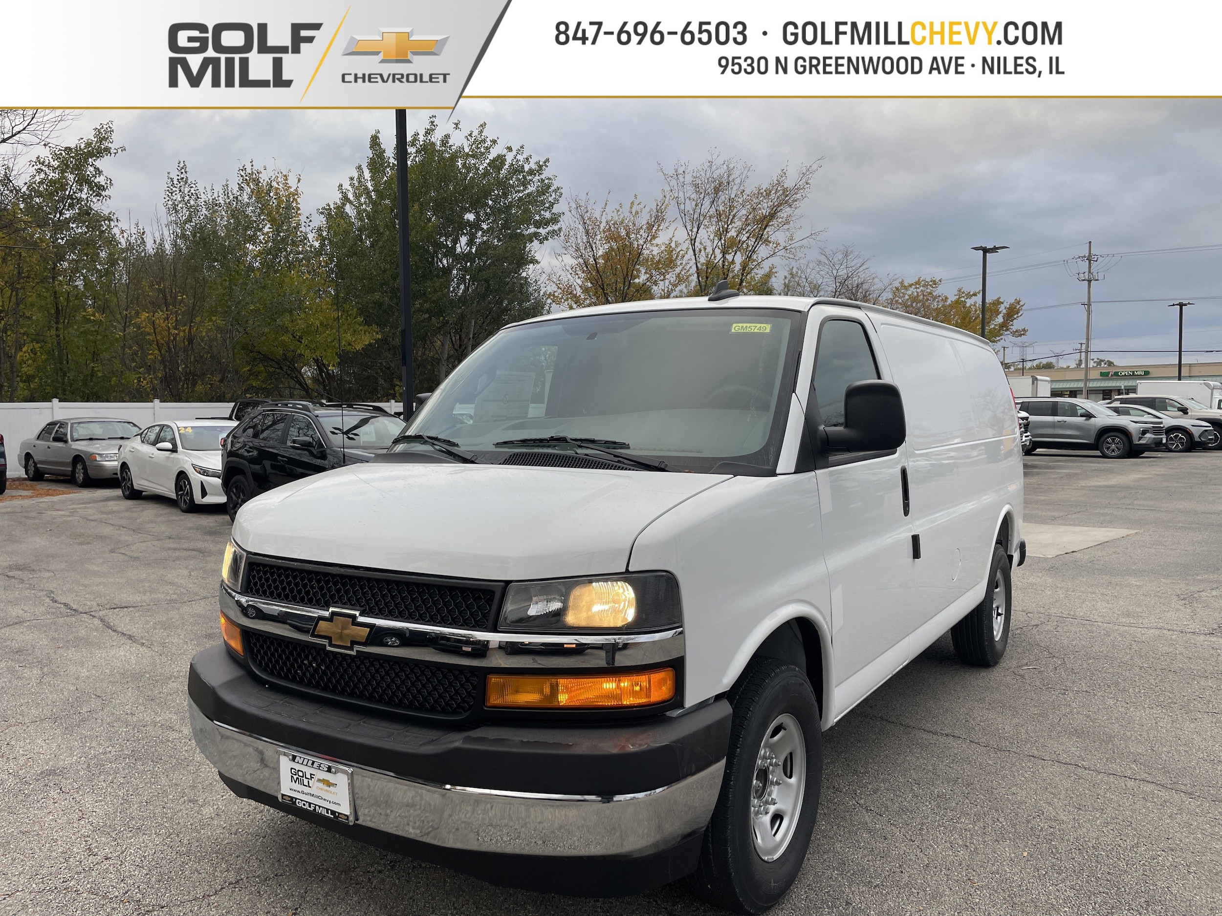 2025 Chevrolet Express Cargo Work Van's photo