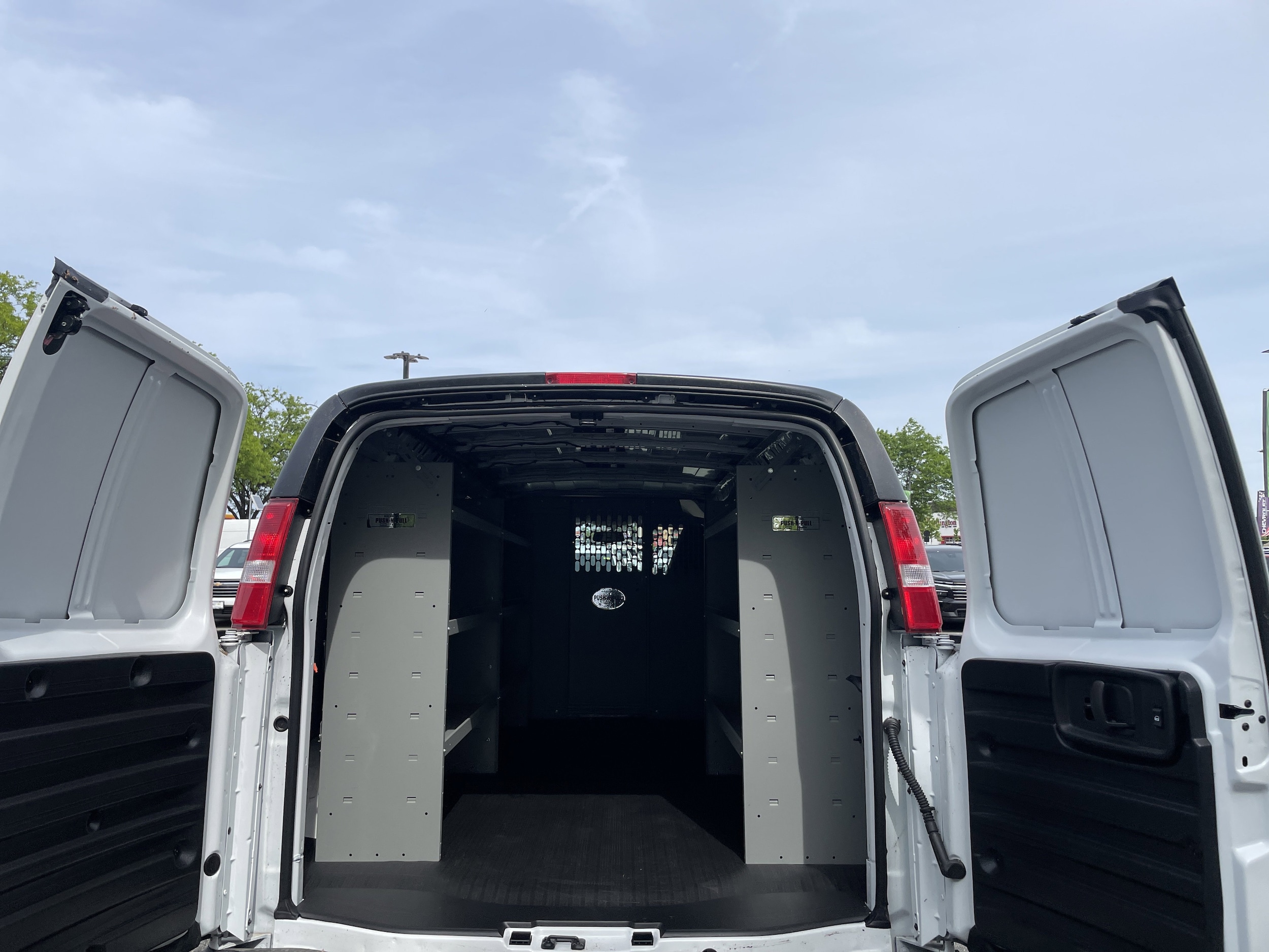 2025 Chevrolet Express Cargo Work Van - Photo 10