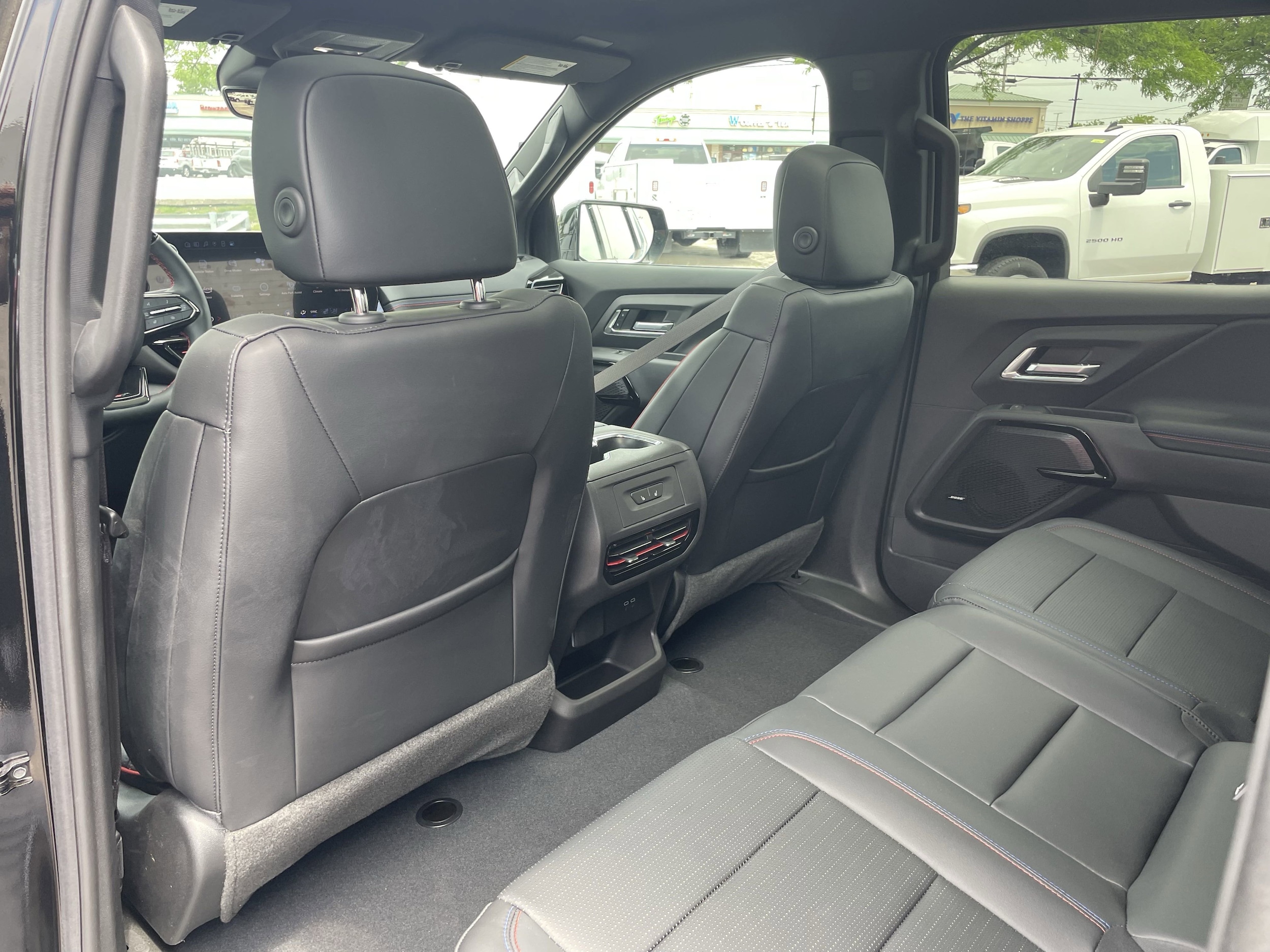 2025 Chevrolet Silverado EV RST - Photo 27