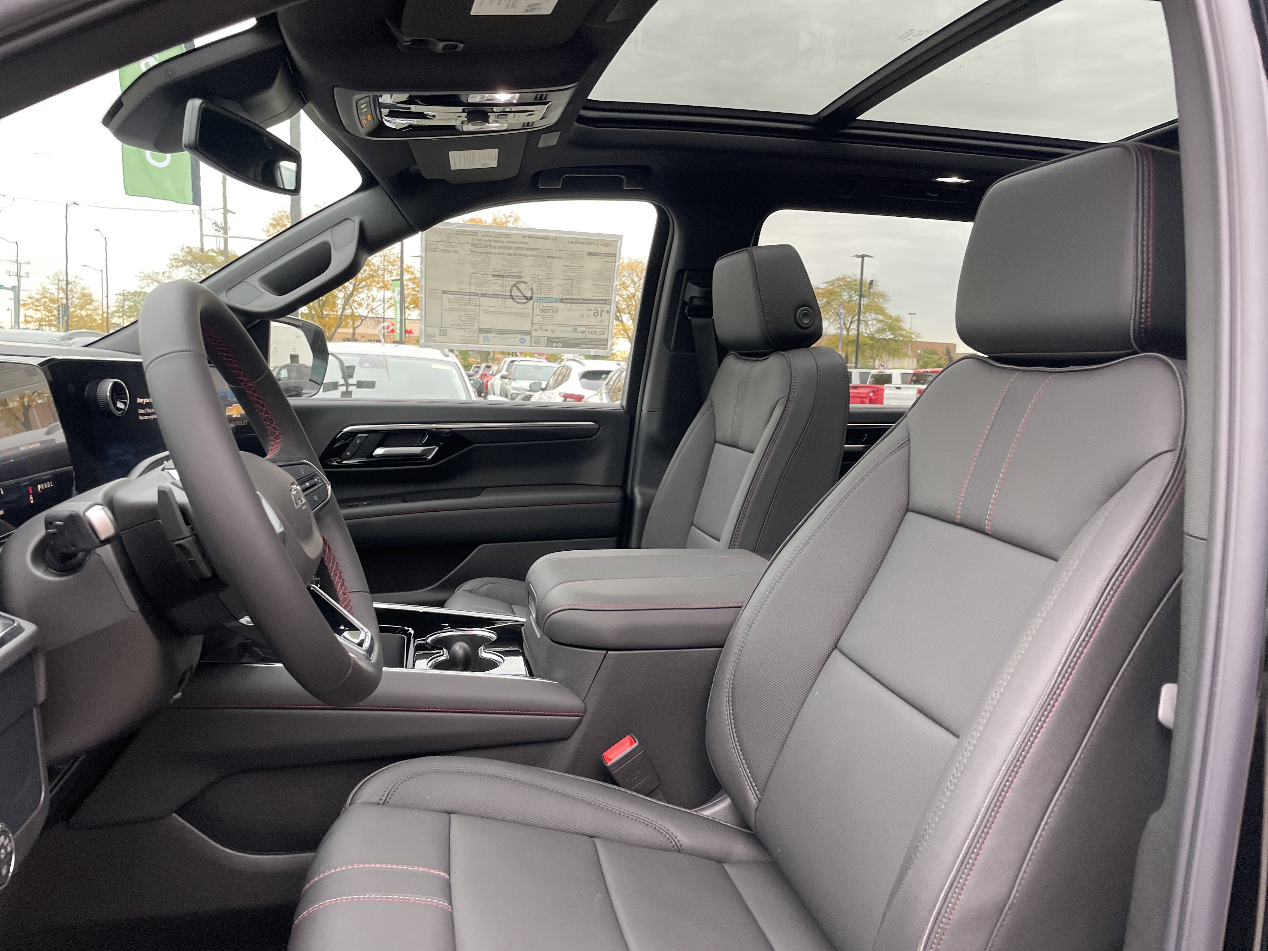 2027 Chevrolet Suburban RST - Photo 15