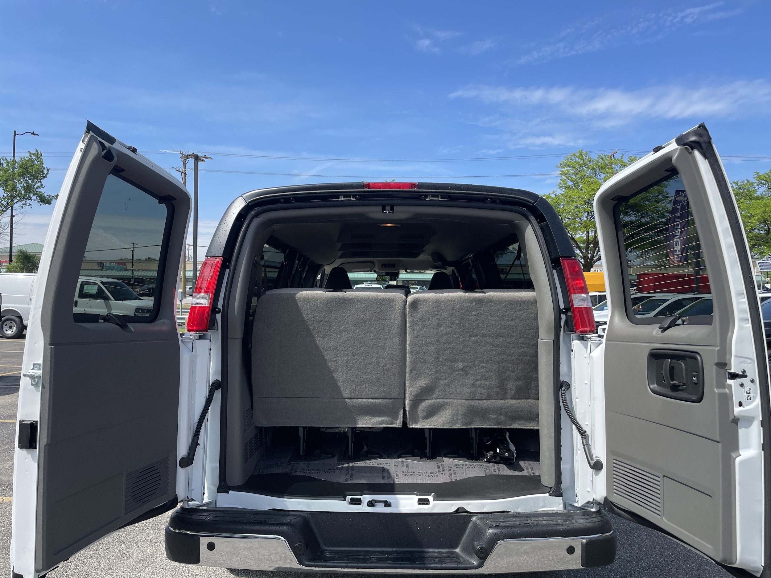 2026 Chevrolet Express Passenger LT - Photo 10
