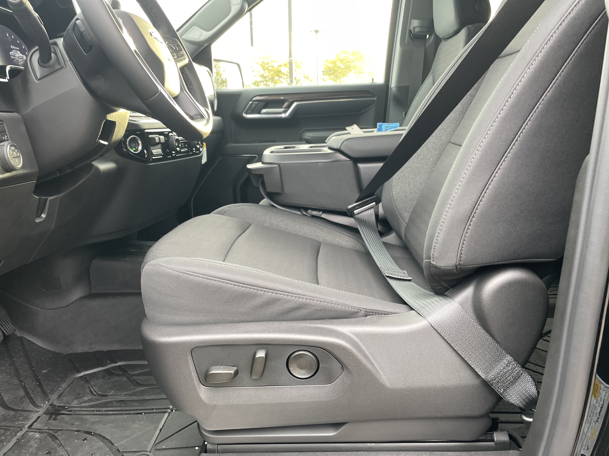 2026 Chevrolet Silverado 1500 RST - Photo 13