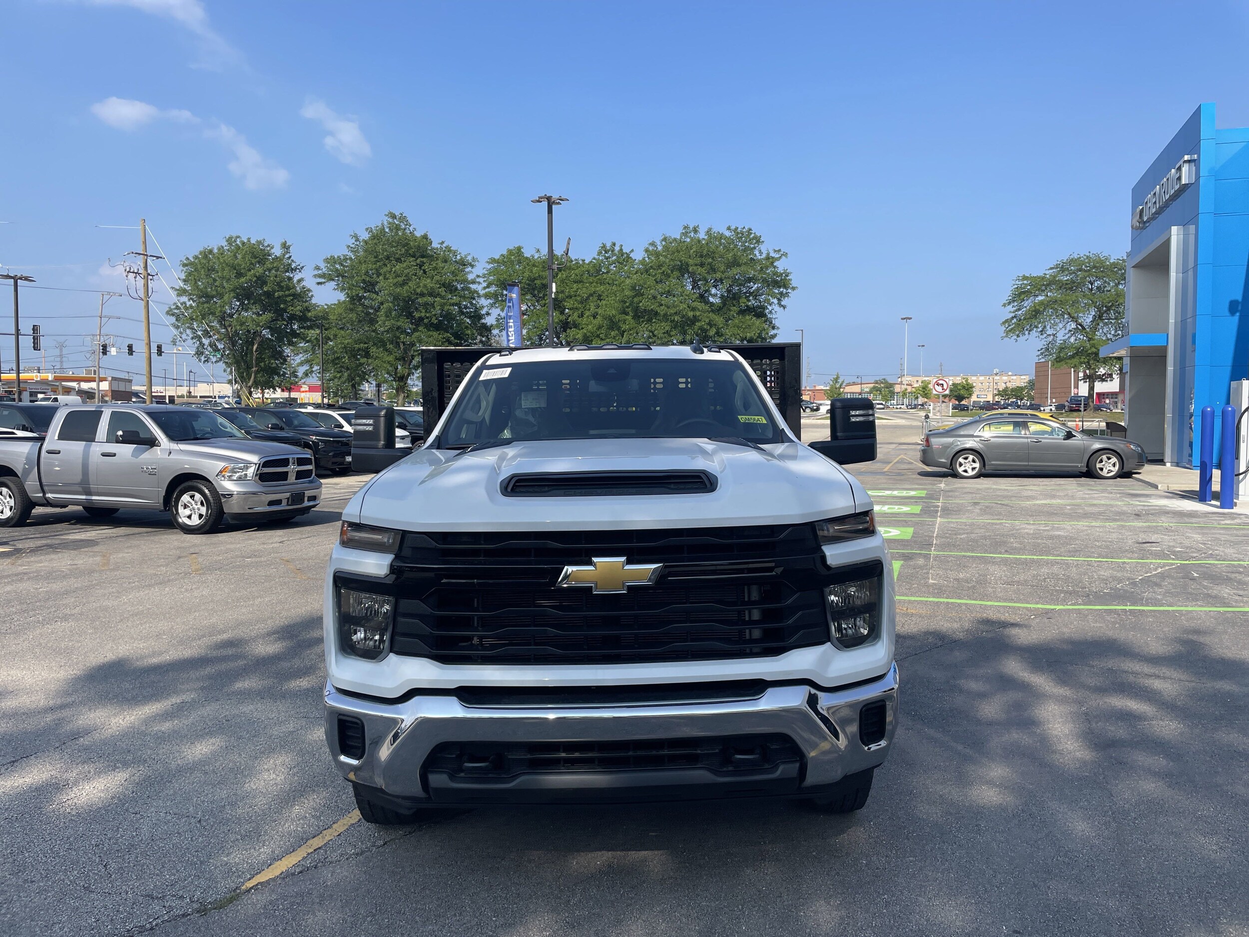 2025 Chevrolet Silverado 3500HD Work Truck photo 3