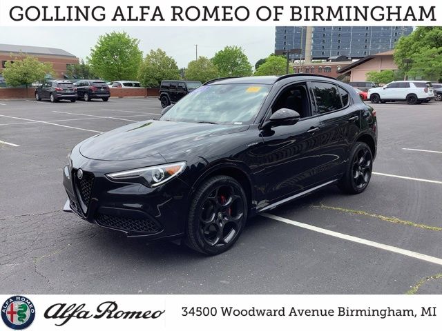 2023 Alfa Romeo Stelvio Veloce AWD's photo