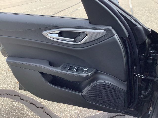 2025 Alfa Romeo Giulia Base - Photo 12