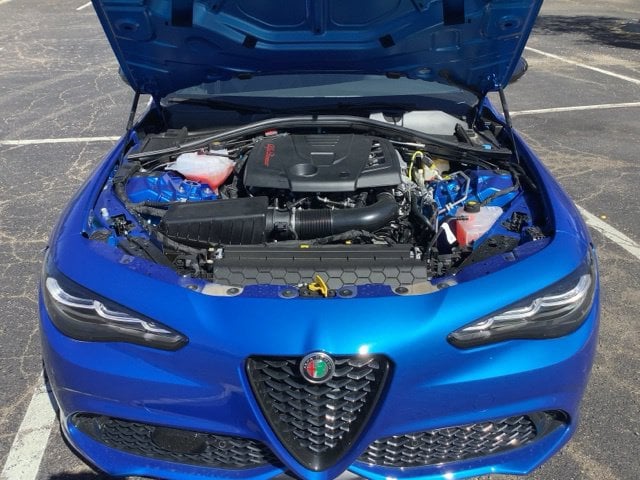2026 Alfa Romeo Giulia Base - Photo 10