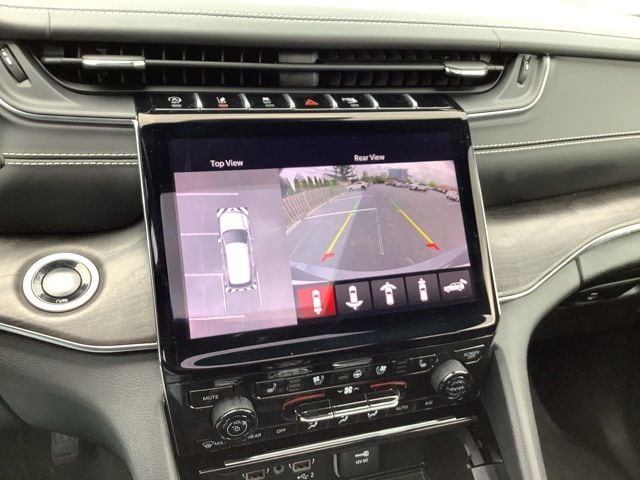 2025 Jeep Grand Cherokee L Overland - Photo 17