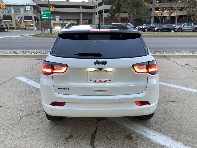 2024 Jeep Compass Limited photo 2