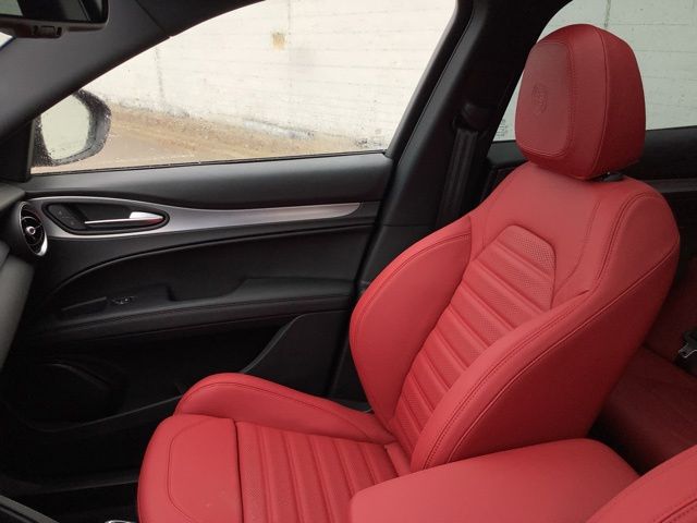 2026 Alfa Romeo Stelvio Base - Photo 22