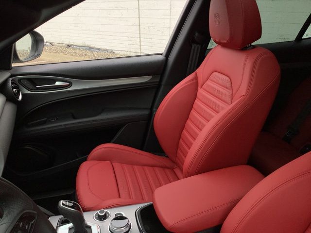 2026 Alfa Romeo Stelvio Base - Photo 22