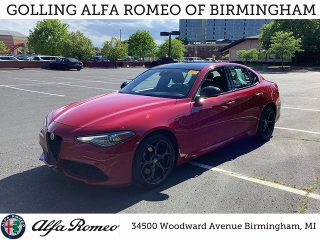 2023 Alfa Romeo Giulia Estrema AWD's photo