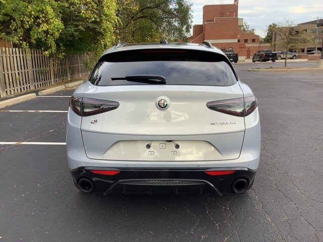 2025 Alfa Romeo Stelvio Sprint photo 4