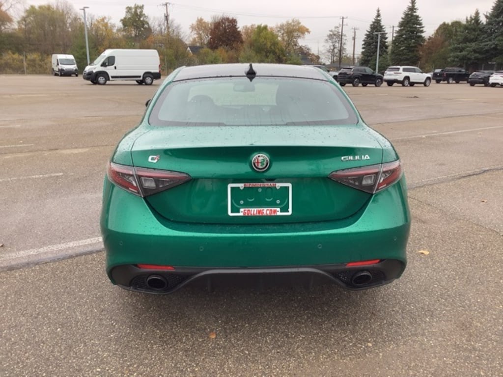 New 2025 Alfa Romeo Giulia AWD Sedan