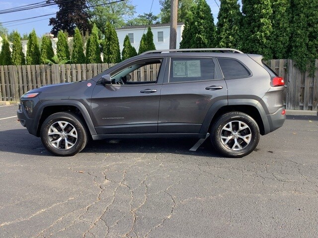 Used 2014 Jeep Cherokee Trailhawk with VIN 1C4PJMBSXEW310419 for sale in Birmingham, MI