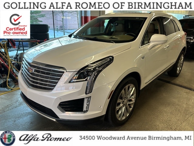 2017 Cadillac XT5 Platinum's photo