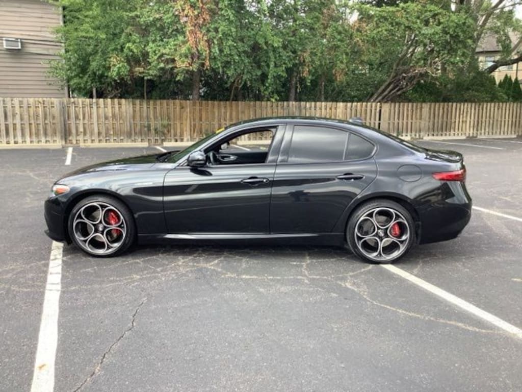 Used 2023 Alfa Romeo Giulia Veloce Sedan