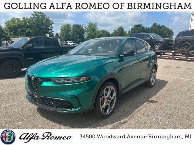 2024 Alfa Romeo Tonale Veloce's photo