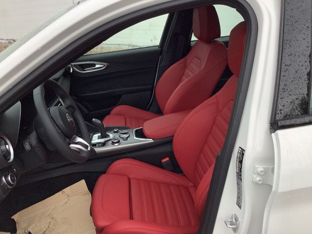 2026 Alfa Romeo Giulia Base - Photo 21