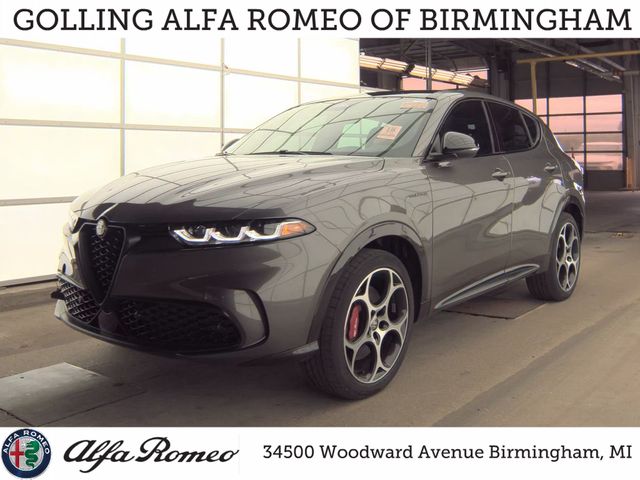 2024 Alfa Romeo Tonale Veloce's photo