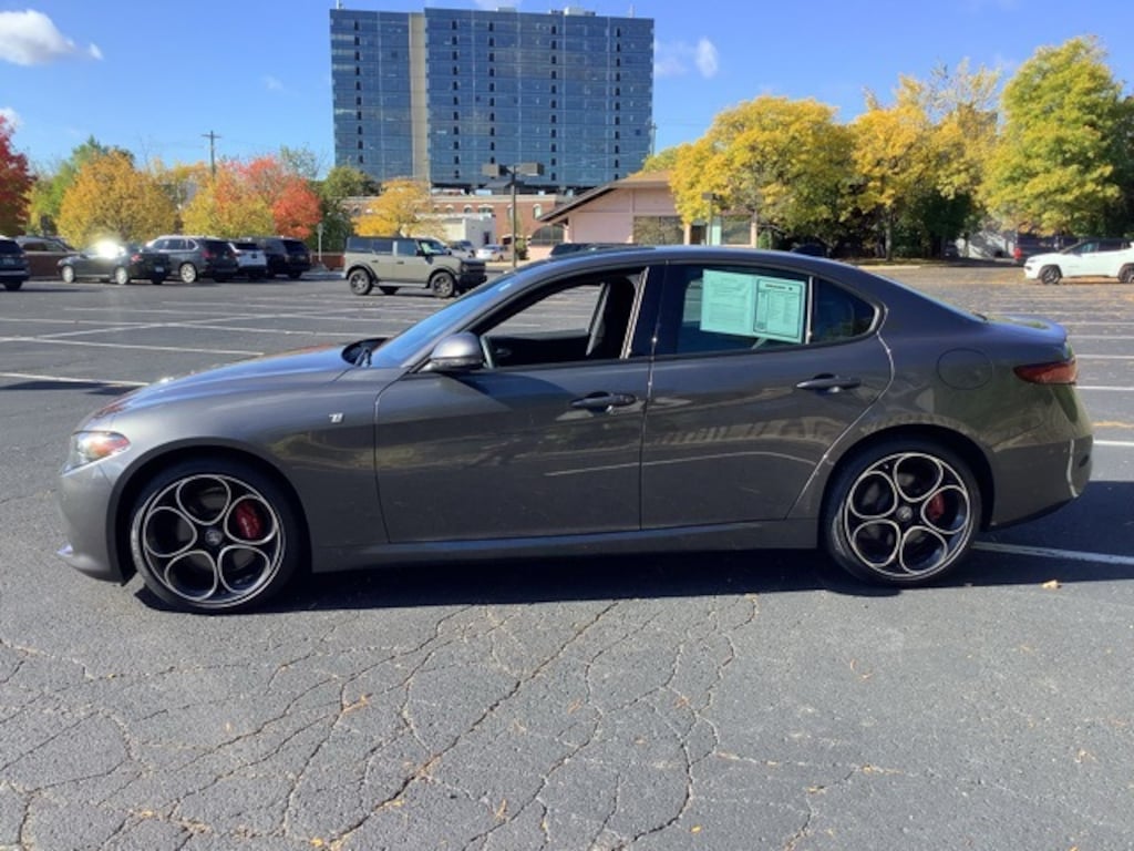 Used 2022 Alfa Romeo Giulia Ti Sedan
