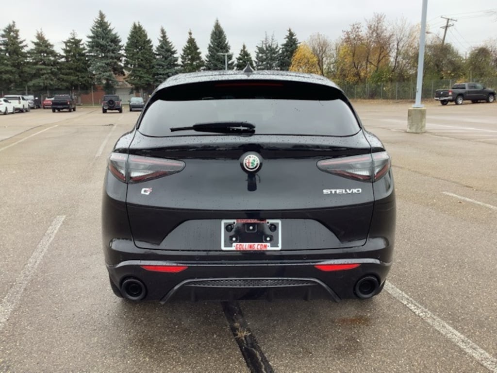 New 2025 Alfa Romeo Stelvio INTENSA AWD Sport Utility