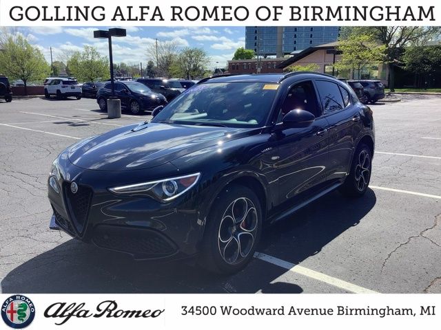 2023 Alfa Romeo Stelvio Veloce AWD's photo